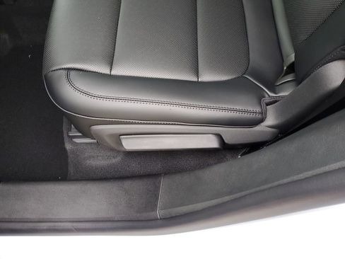 New 2026 Lincoln Corsair Premiere FWD image 13