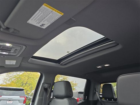 New 2026 GMC Sierra 1500 Denali w/ Denali Carbonpro Edition image 24