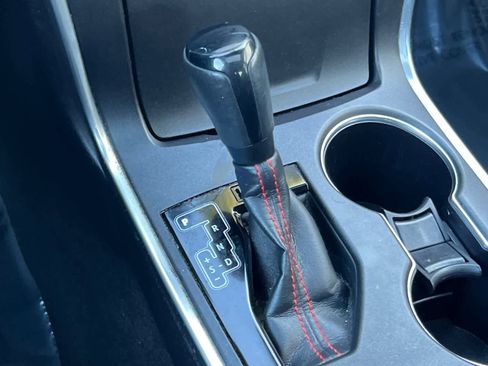 Used 2015 Toyota Camry XSE w/ Advanced Technology Package image 23