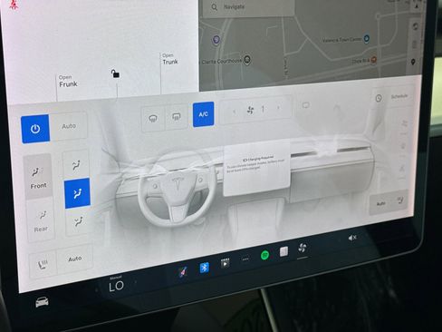 Used 2020 Tesla Model 3 Standard Range Plus image 17