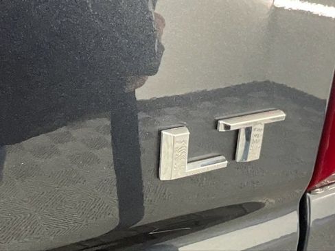 Used 2021 Chevrolet Silverado 1500 LT image 25