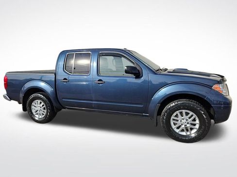 Used 2015 Nissan Frontier SV w/ SV Value Truck Package image 6