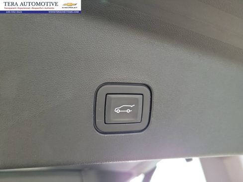 Certified 2026 Cadillac Vistiq Platinum w/ LPO, Floor Liner Package AWD/4WD image 23