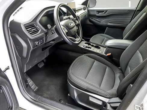 Used 2025 Ford Escape Active image 9