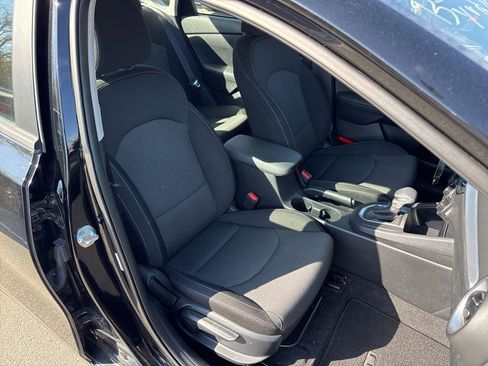 Used 2024 Kia Forte LX image 14