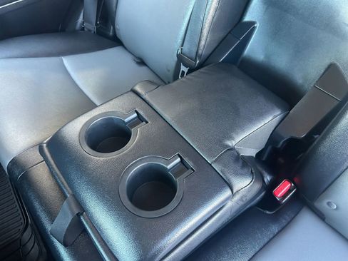 Used 2014 Toyota 4Runner SR5 Premium image 34
