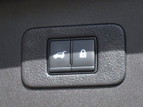 Used 2023 Nissan Armada SL w/ Cargo Package image 10