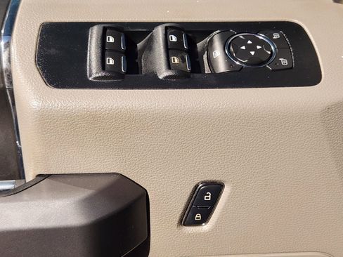 Used 2018 Ford F150 XLT w/ Equipment Group 302A Luxury image 27