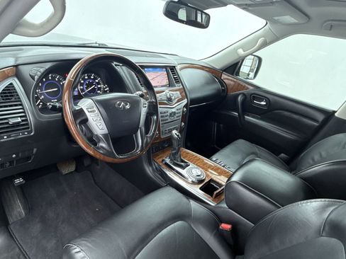 Used 2019 INFINITI QX80 Luxe w/ All-Season Package image 12