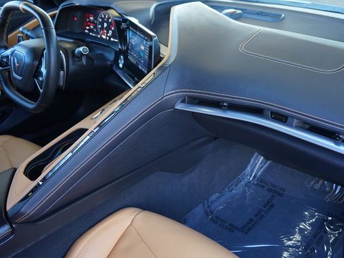 Used 2021 Chevrolet Corvette Stingray Preferred Cpe w/ Z51 Performance Package image 10