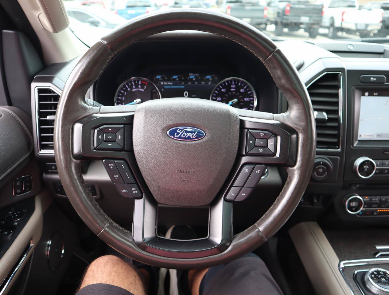 Used 2018 Ford Expedition Limited w/ Equipment Group 301A RWD image 26