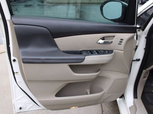 Used 2015 Honda Odyssey Touring image 19