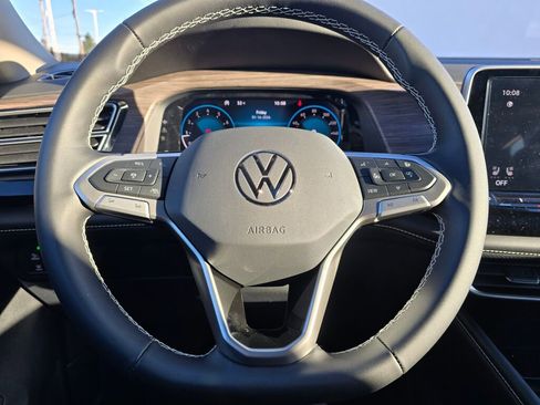 New 2026 Volkswagen Atlas SEL image 21