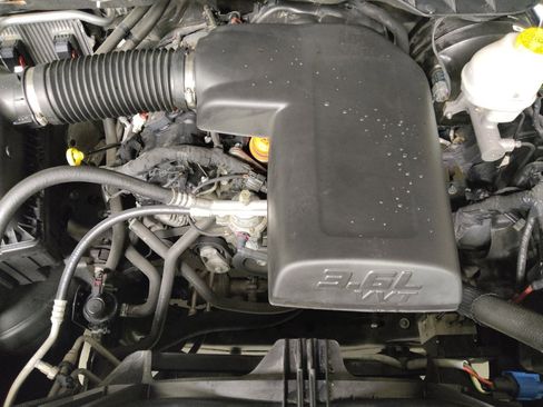 Used 2020 RAM 1500 Tradesman AWD/4WD image 30