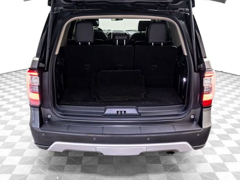 Used 2019 Ford Expedition Platinum image 32