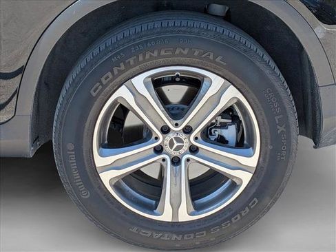 Certified 2022 Mercedes-Benz GLC 300 image 7