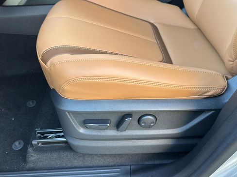 New 2026 Nissan Armada SL w/ Captain's Chari Seat Package RWD image 24