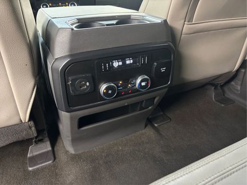 Used 2021 Ford Expedition Max Limited RWD image 27