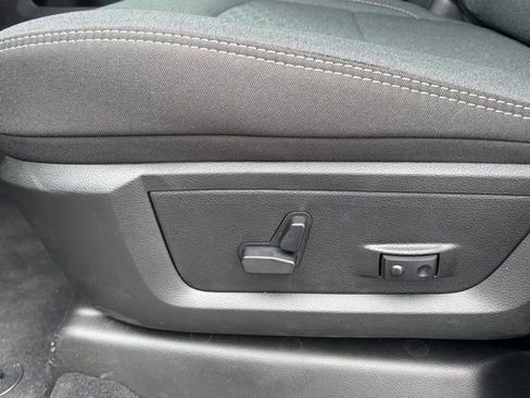 New 2026 RAM 2500 Big Horn AWD/4WD image 16