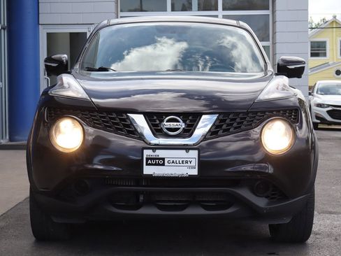 Used 2015 Nissan Juke SV w/ Technology Package image 7