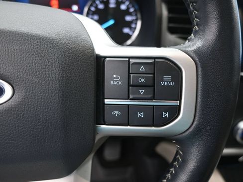 Used 2022 Ford Expedition XLT RWD image 28