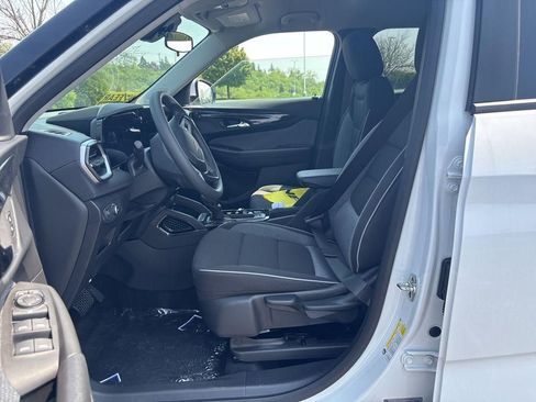 New 2025 Chevrolet TrailBlazer LT image 8