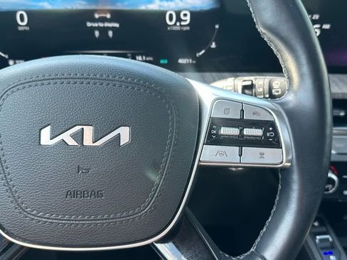Used 2024 Kia Telluride SX Prestige AWD/4WD image 22