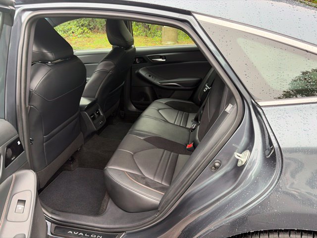 Used 2020 Toyota Avalon XSE w/ Carpet Mat Package FWD image 16