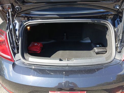 Used 2018 Volkswagen Beetle 2.0T S image 21