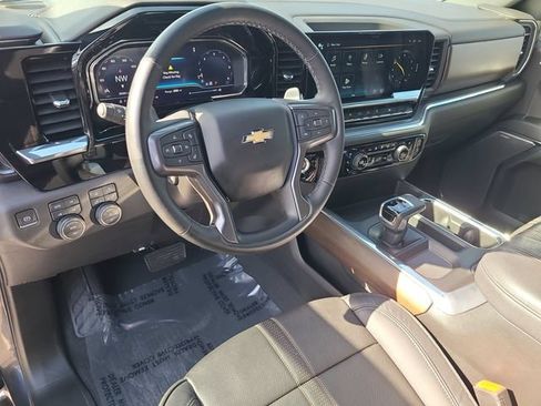 Used 2024 Chevrolet Silverado 1500 High Country w/ High Country Premium Package AWD/4WD image 14
