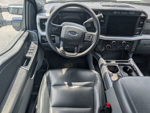 Used 2024 Ford F250 XLT w/ XLT Premium Package AWD/4WD image 8