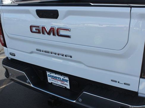 New 2026 GMC Sierra 1500 SLE w/ Preferred Package image 16