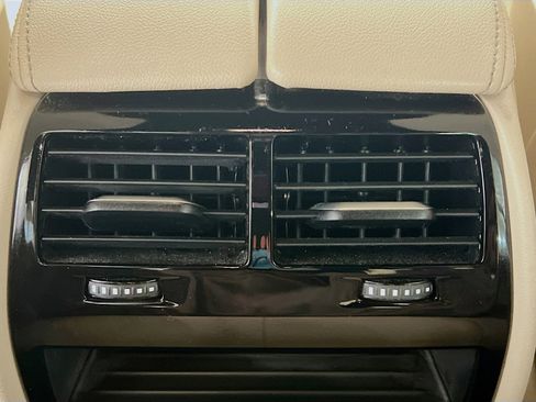 Used 2023 BMW 530e w/ Premium Package image 24