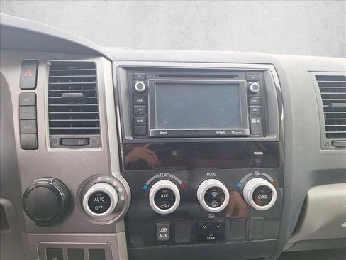 Certified 2017 Toyota Sequoia SR5 image 10