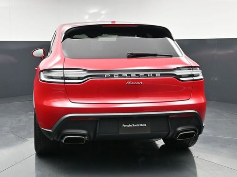 New 2026 Porsche Macan image 8