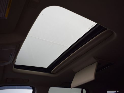 Used 2016 Chevrolet Tahoe LTZ image 37