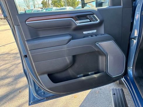 Used 2025 GMC Sierra 1500 Denali w/ Denali Reserve Package image 11