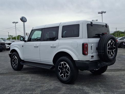 Certified 2025 Ford Bronco Outer Banks AWD/4WD image 4