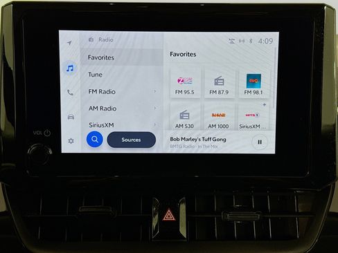 Used 2024 Toyota Corolla LE image 25