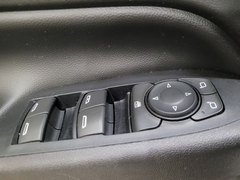 Used 2018 Chevrolet Equinox LT AWD/4WD image 27