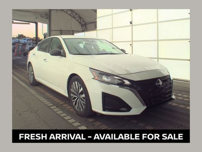 Used 2025 Nissan Altima 2.5 SV