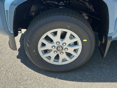 New 2026 Toyota Tacoma SR5 AWD/4WD image 5