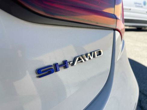 Used 2018 Acura RLX Sport Hybrid w/ Advance Pkg image 14