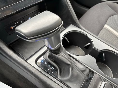 Used 2025 Hyundai Sonata SE image 33