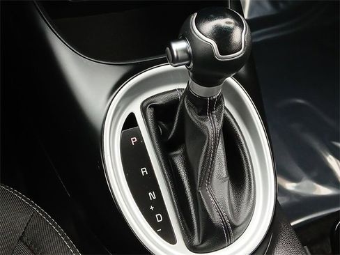 Used 2019 Kia Soul + image 19