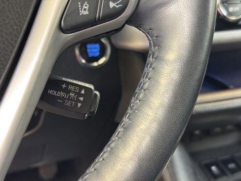 Used 2019 Toyota Highlander Limited Platinum image 38