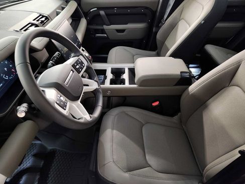 New 2026 Land Rover Defender 110 X-Dynamic SE AWD/4WD image 26