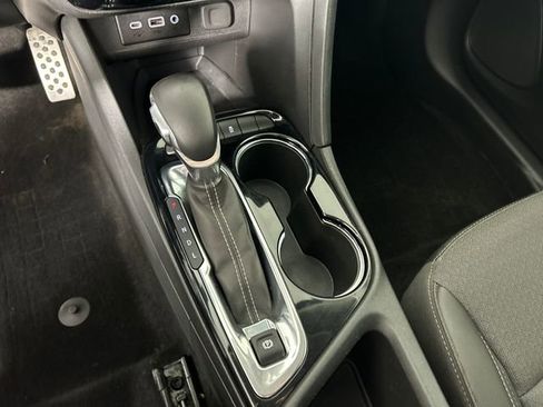 Used 2023 Buick Encore GX Select w/ Sport Touring Package image 21