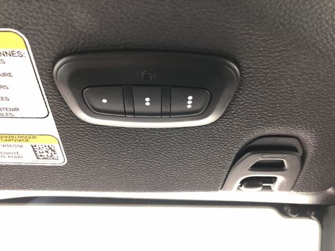 Certified 2024 Jeep Wrangler Willys image 18