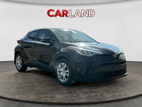 Used 2021 Toyota C-HR LE FWD image 9